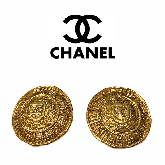 Authentic CHANEL Gold Tone Clip Earrings - Mint Condition - Picture 1 of 5